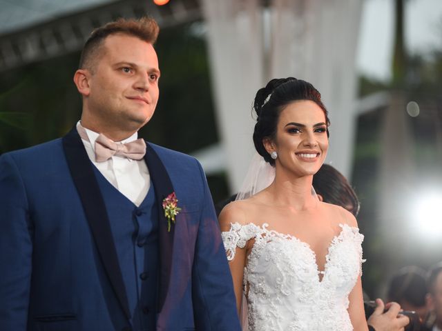 O casamento de Diogo e Jessica em Joinville, Santa Catarina 34