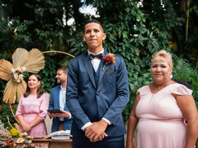 O casamento de Junior e Madhara em Taguatinga, Distrito Federal 38