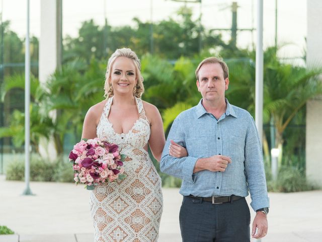 O casamento de Daniel e Amanda em Vitória, Espírito Santo 9