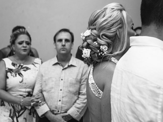 O casamento de Daniel e Amanda em Vitória, Espírito Santo 19