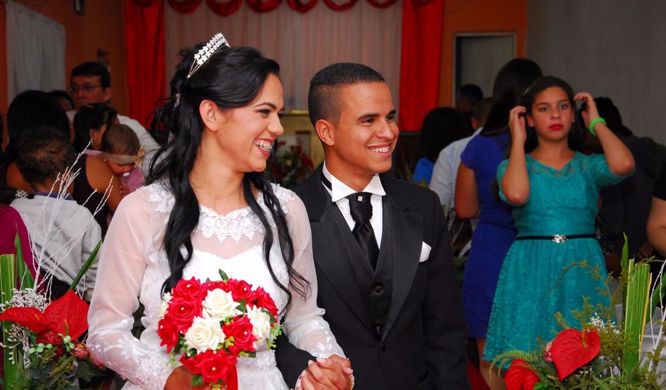 O casamento de João Marcos  e Izabella em Guarulhos, São Paulo
