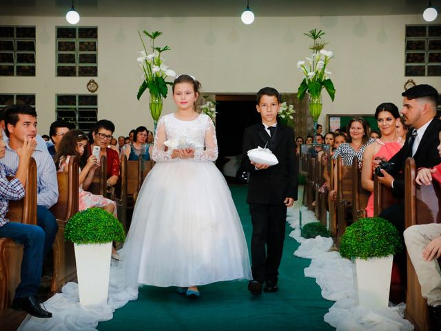 O casamento de Luiz Fernando e Francieli em Corbélia, Paraná 15