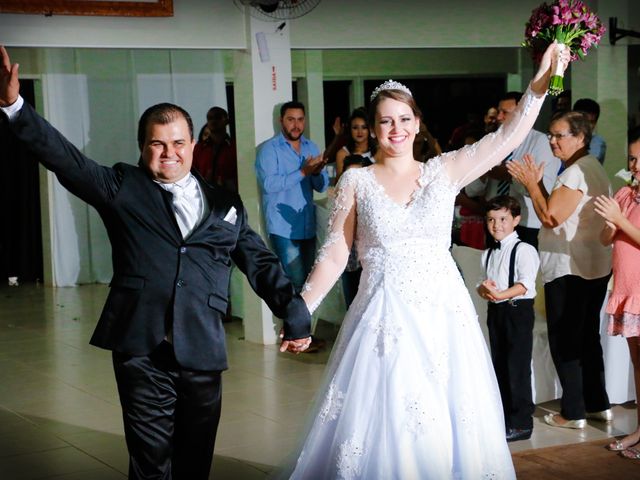 O casamento de Luiz Fernando e Francieli em Corbélia, Paraná 28