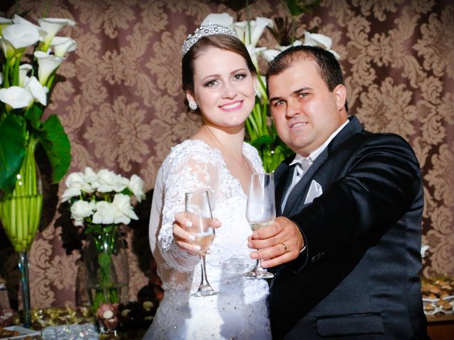 O casamento de Luiz Fernando e Francieli em Corbélia, Paraná 29