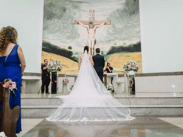 O casamento de Thiago e Raphaela em Belo Horizonte, Minas Gerais 34