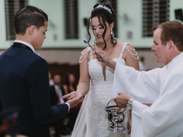 O casamento de Thiago e Raphaela em Belo Horizonte, Minas Gerais 41