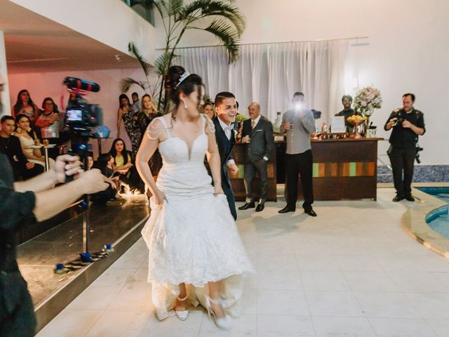 O casamento de Thiago e Raphaela em Belo Horizonte, Minas Gerais 56