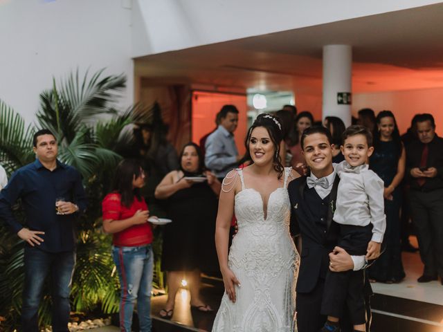 O casamento de Thiago e Raphaela em Belo Horizonte, Minas Gerais 58