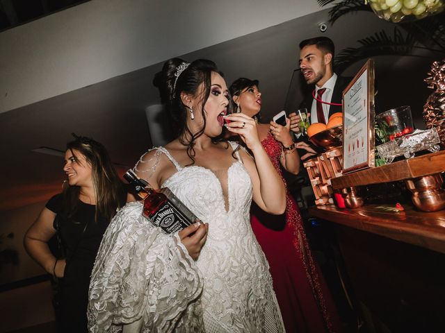 O casamento de Thiago e Raphaela em Belo Horizonte, Minas Gerais 71