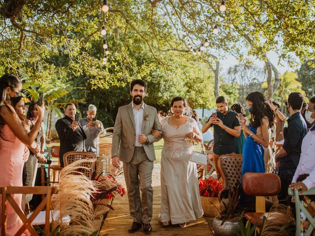 O casamento de Mariston e Naira em Camaçari, Bahia 26