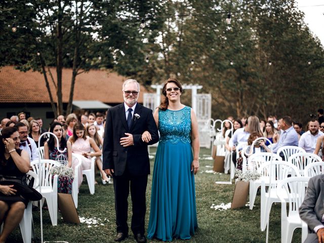 O casamento de Lucas e Débora em Curitiba, Paraná 36