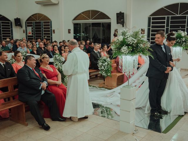 O casamento de Vambaster Torraca e Pâmela Lanzarin em Sapezal, Mato Grosso 46