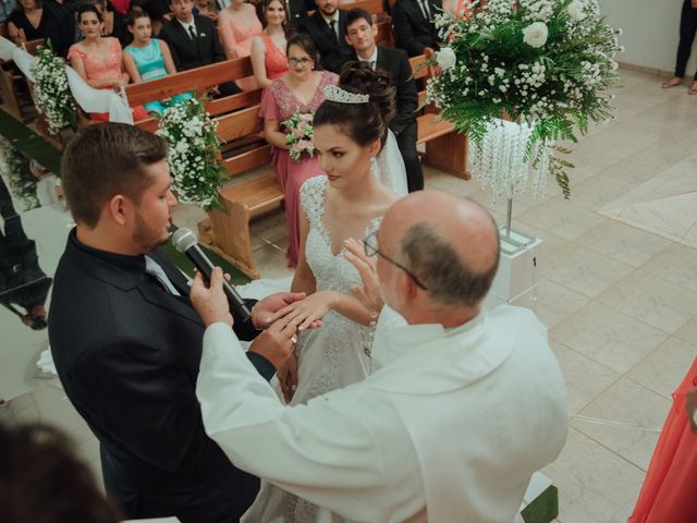 O casamento de Vambaster Torraca e Pâmela Lanzarin em Sapezal, Mato Grosso 49