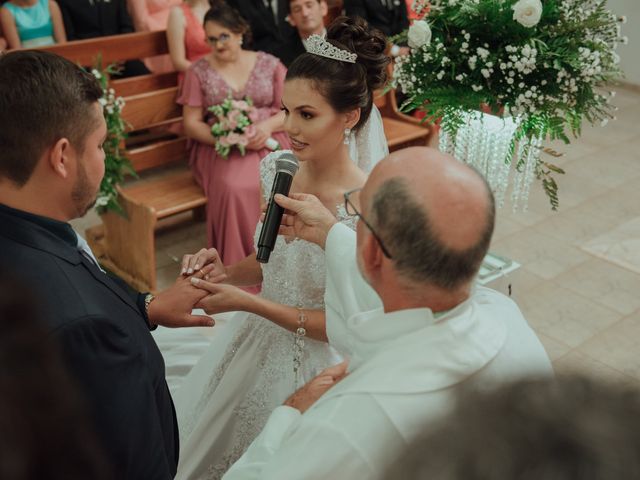 O casamento de Vambaster Torraca e Pâmela Lanzarin em Sapezal, Mato Grosso 50