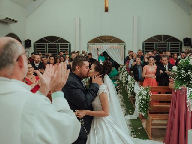 O casamento de Vambaster Torraca e Pâmela Lanzarin em Sapezal, Mato Grosso 51