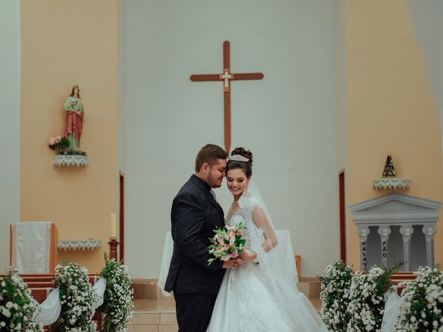 O casamento de Vambaster Torraca e Pâmela Lanzarin em Sapezal, Mato Grosso 60