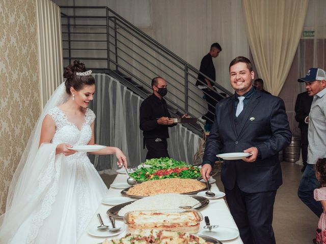 O casamento de Vambaster Torraca e Pâmela Lanzarin em Sapezal, Mato Grosso 66