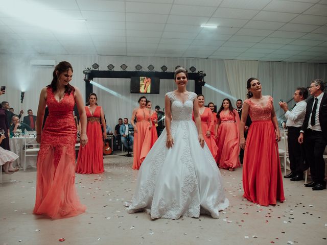 O casamento de Vambaster Torraca e Pâmela Lanzarin em Sapezal, Mato Grosso 72