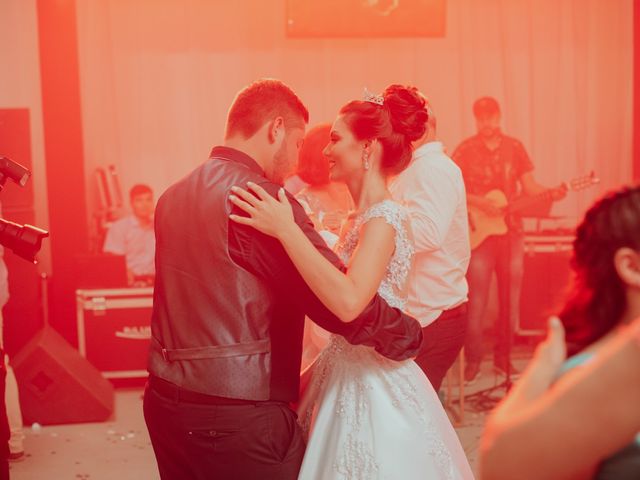 O casamento de Vambaster Torraca e Pâmela Lanzarin em Sapezal, Mato Grosso 73