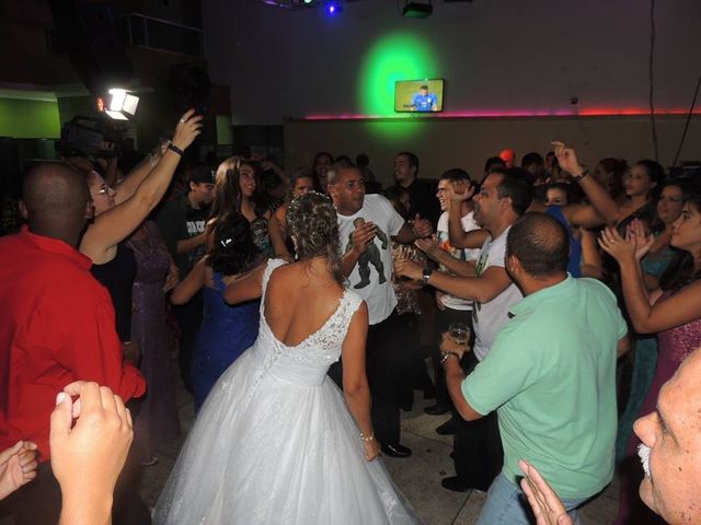O casamento de Thiago e Viviane  em Nova Iguaçu, Rio de Janeiro 3