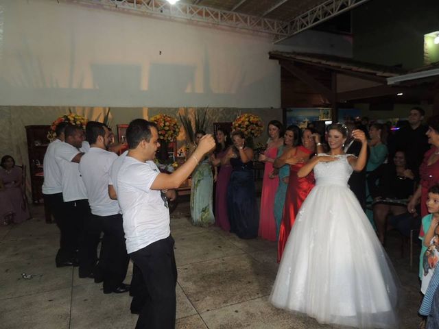 O casamento de Thiago e Viviane  em Nova Iguaçu, Rio de Janeiro 2