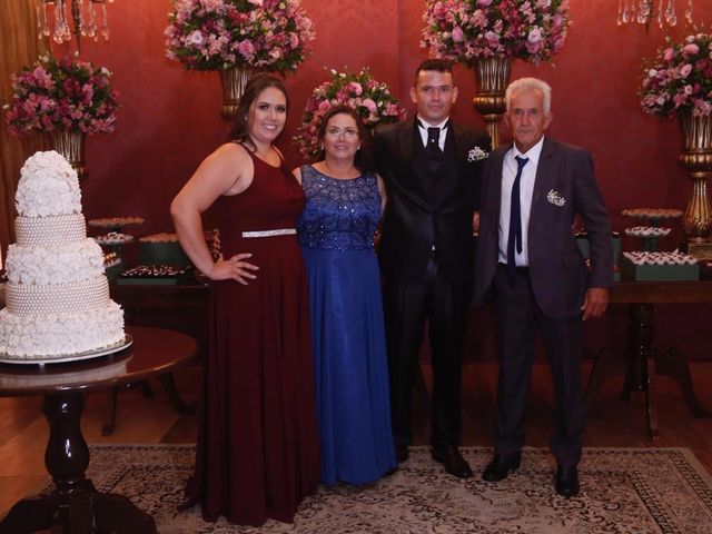 O casamento de Rafael e Nayrane em Monte Sião, Minas Gerais 5