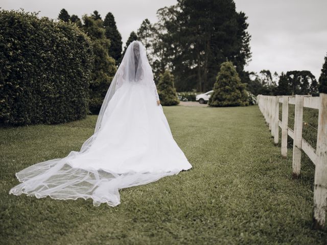 O casamento de Felipe e Brenda em São José dos Pinhais, Paraná 24