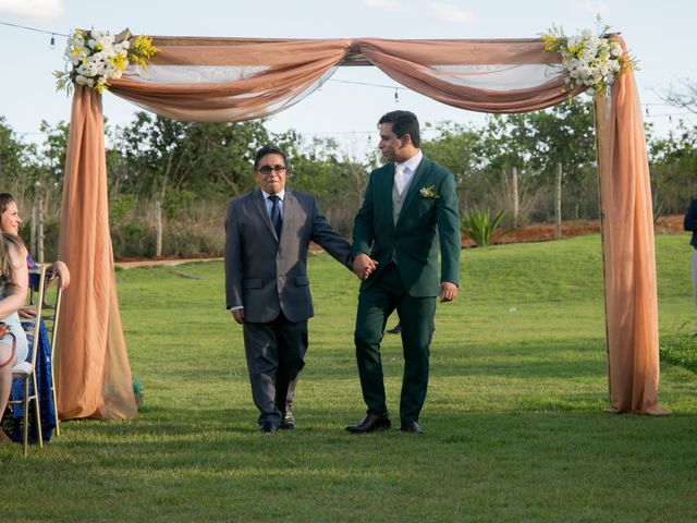 O casamento de Miqueias e Regina em Brasília, Distrito Federal 15