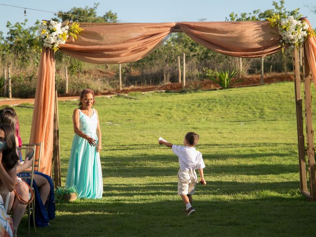 O casamento de Miqueias e Regina em Brasília, Distrito Federal 18