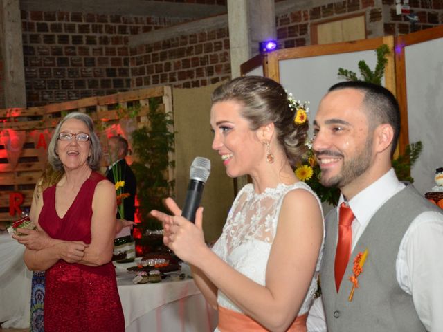 O casamento de Éverton e Renata em Triunfo, Rio Grande do Sul 27