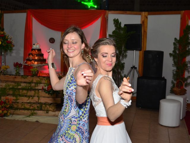 O casamento de Éverton e Renata em Triunfo, Rio Grande do Sul 34