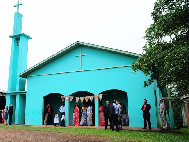 O casamento de Éverton e Renata em Triunfo, Rio Grande do Sul 43
