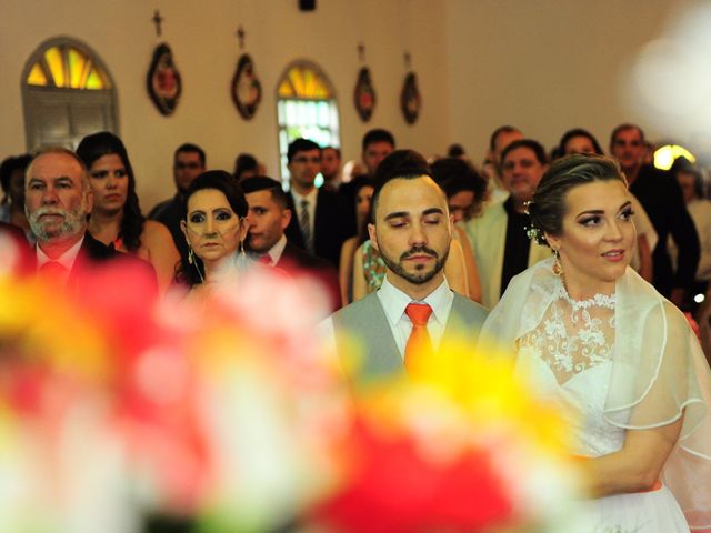 O casamento de Éverton e Renata em Triunfo, Rio Grande do Sul 47