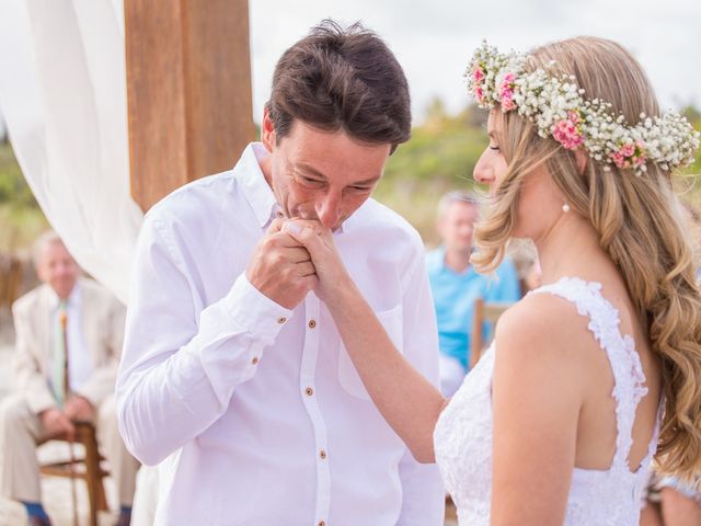 O casamento de Aymeric e Sandra em Ilha do Mel, Paraná 67