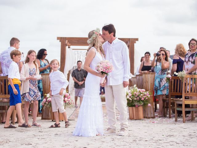 O casamento de Aymeric e Sandra em Ilha do Mel, Paraná 77