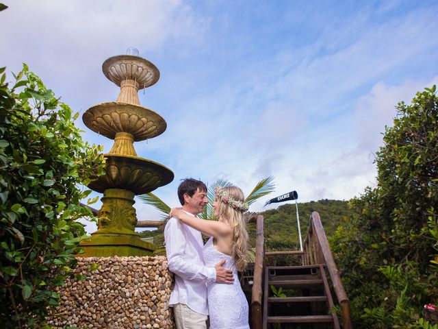 O casamento de Aymeric e Sandra em Ilha do Mel, Paraná 104