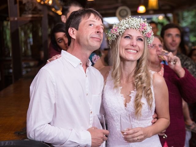 O casamento de Aymeric e Sandra em Ilha do Mel, Paraná 130