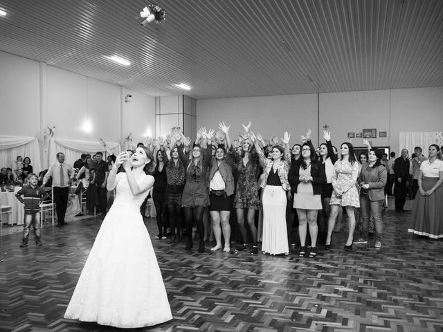 O casamento de Maicon e Regiane em Timbó, Santa Catarina 57