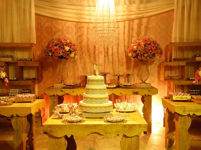 O casamento de Luciano e Carla em Carangola, Minas Gerais 2