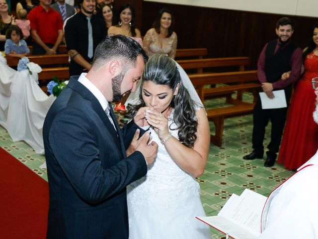 O casamento de Junior e Paula em Caxias do Sul, Rio Grande do Sul 15