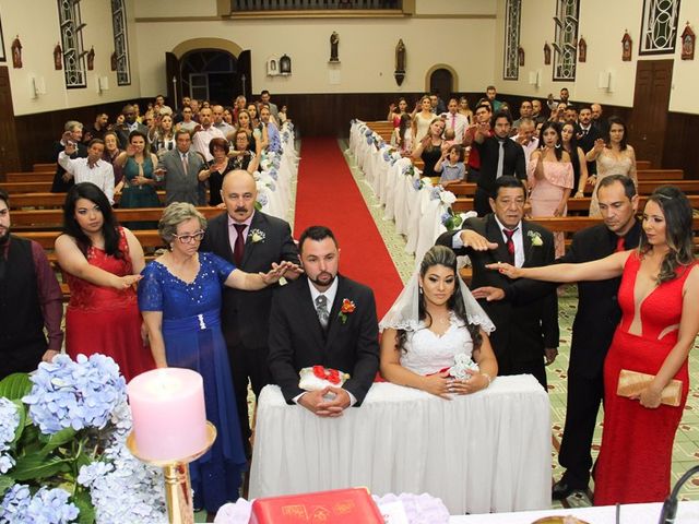 O casamento de Junior e Paula em Caxias do Sul, Rio Grande do Sul 16