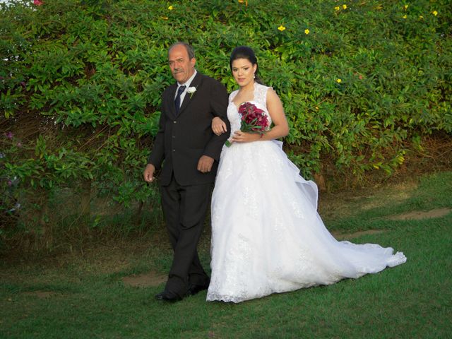 O casamento de Gabriel e Luciane em Sarzedo, Minas Gerais 21