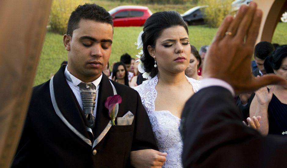 O casamento de Gabriel e Luciane em Sarzedo, Minas Gerais