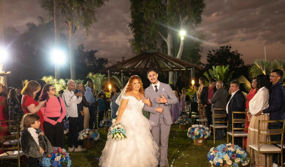 O casamento de Társis e Izabela em Pedro Leopoldo, Minas Gerais