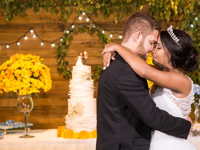 O casamento de Mateus e Ingrid em Rio das Ostras, Rio de Janeiro 37