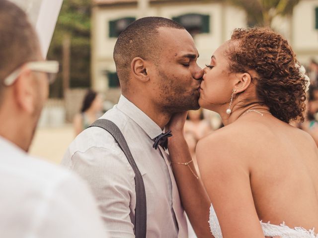 O casamento de Guilherme e Brenda em Cabo Frio, Rio de Janeiro 19