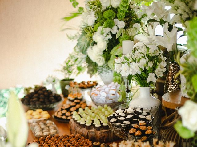 O casamento de Vinicius e Lisiana em Garopaba, Santa Catarina 7