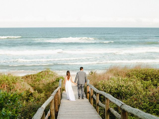 O casamento de Vinicius e Lisiana em Garopaba, Santa Catarina 35