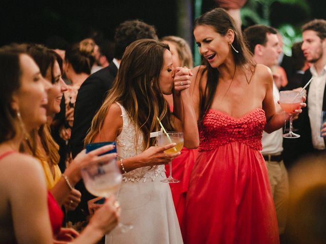 O casamento de Vinicius e Lisiana em Garopaba, Santa Catarina 66