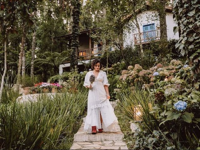 O casamento de Felipe e Karen  em Monte Verde, Minas Gerais 13